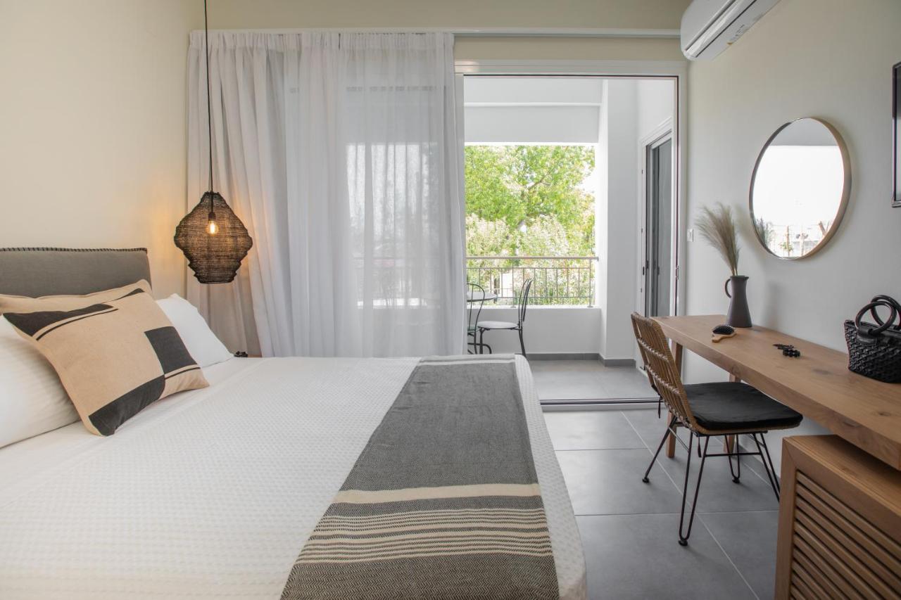 Anemelia Luxury Apartments อาร์กอสโตลี ภายนอก รูปภาพ