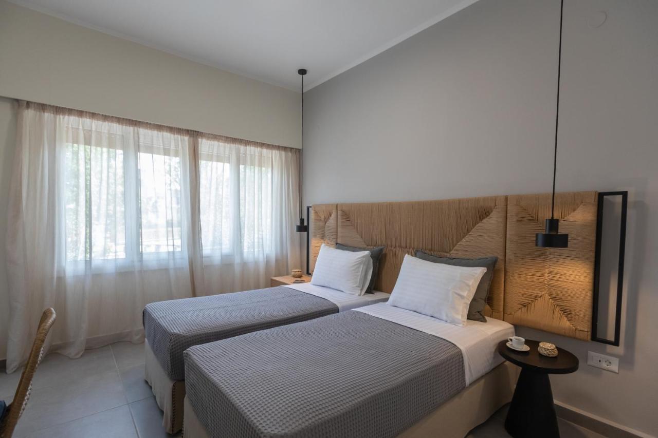 Anemelia Luxury Apartments อาร์กอสโตลี ภายนอก รูปภาพ