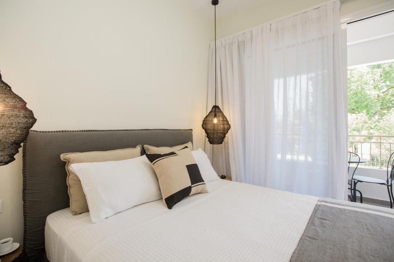 Anemelia Luxury Apartments อาร์กอสโตลี ภายนอก รูปภาพ