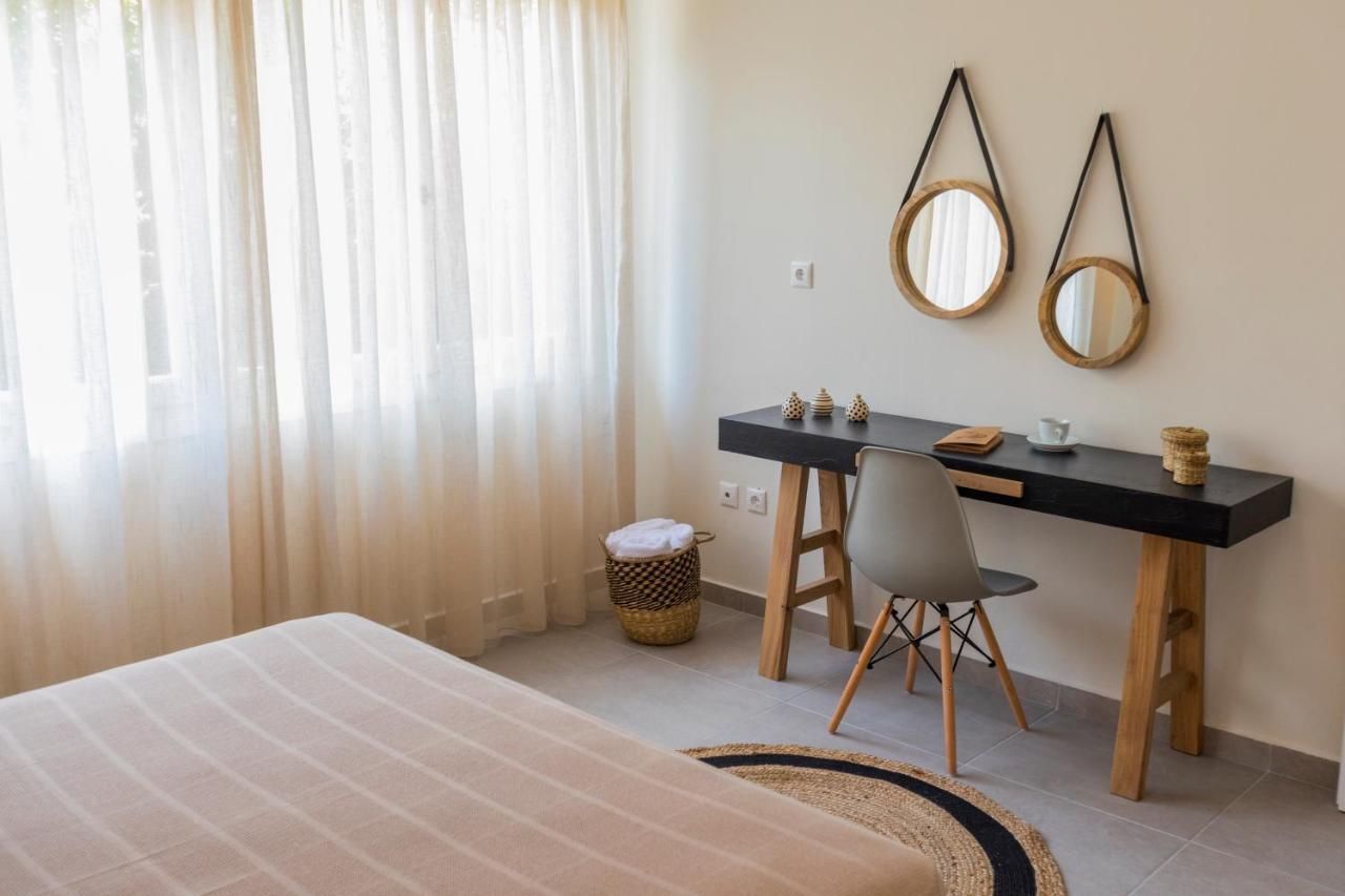 Anemelia Luxury Apartments อาร์กอสโตลี ภายนอก รูปภาพ