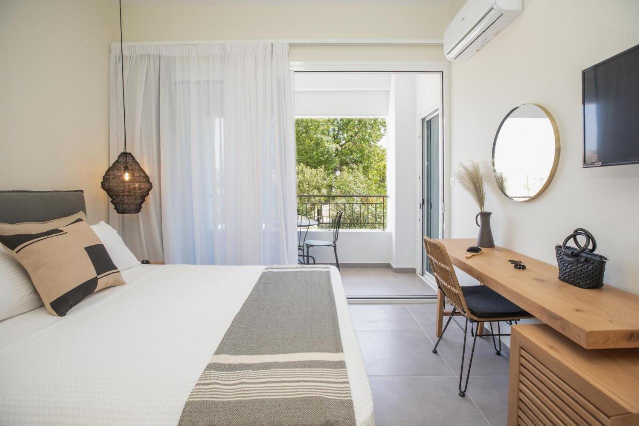 Anemelia Luxury Apartments อาร์กอสโตลี ภายนอก รูปภาพ