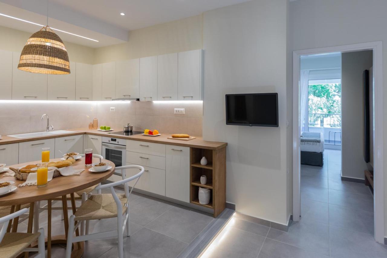 Anemelia Luxury Apartments อาร์กอสโตลี ภายนอก รูปภาพ